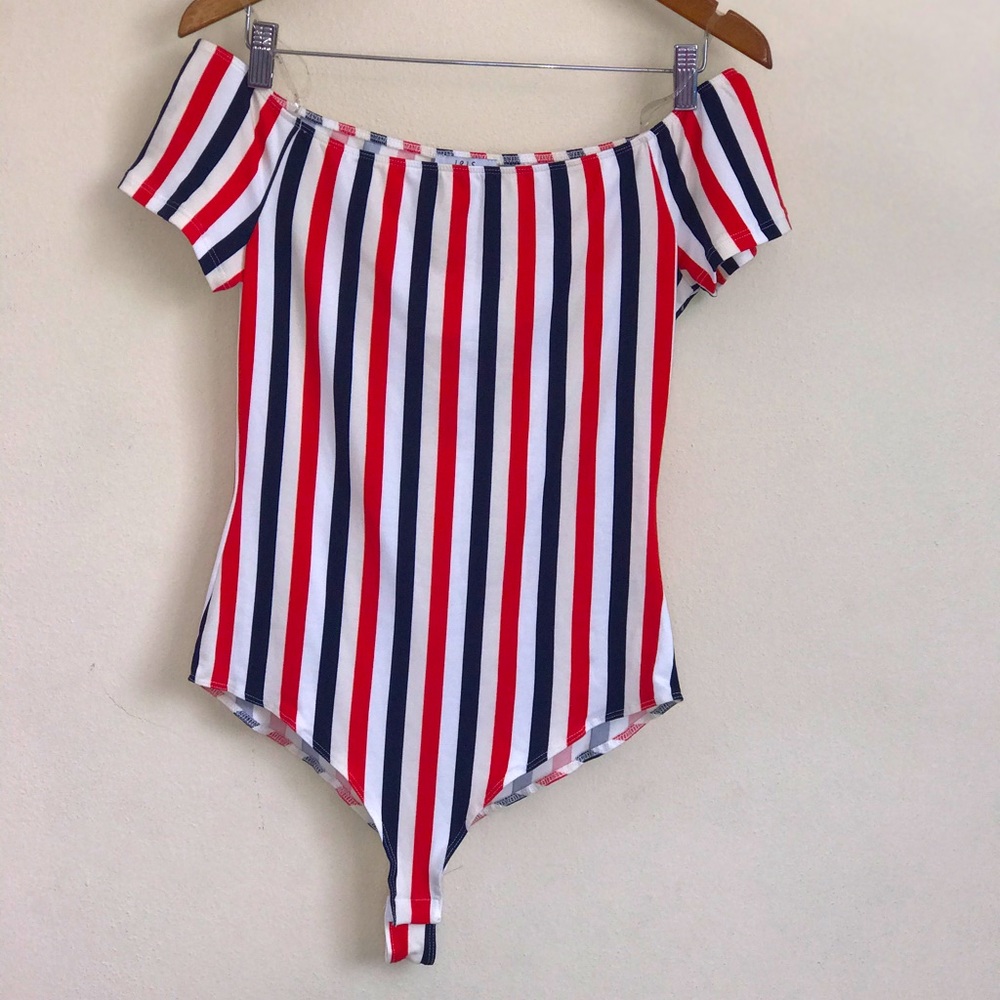 Iris off shoulder bodysuit